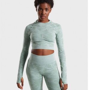 Camo seamless longsleeve crop top - green